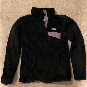 Women’s Black Patagonia Fleece (Medium)